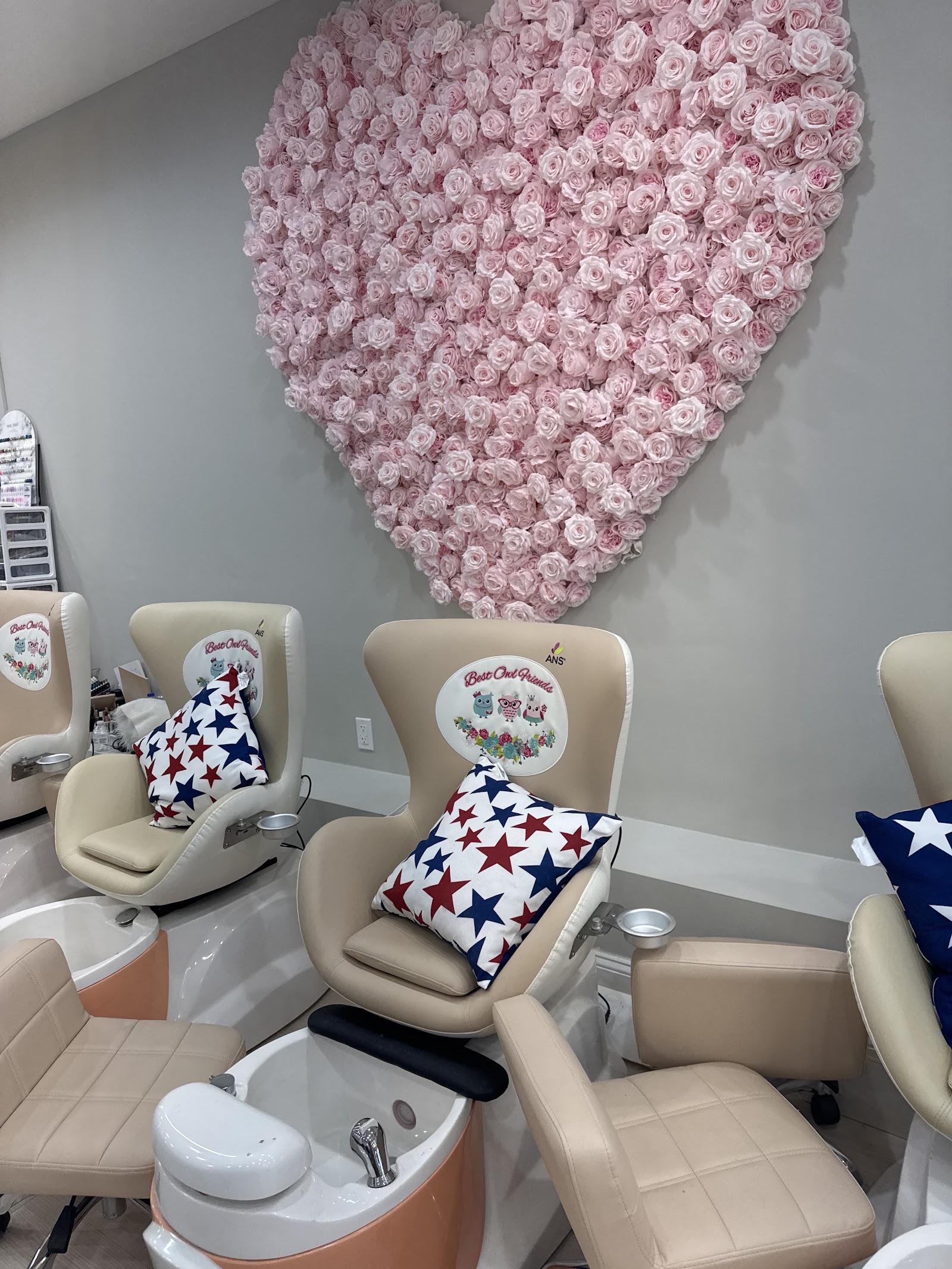 Halo Nails & Spa nail photo 8